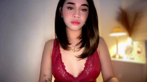 chloee online show from April 2026 05:32:02 PM