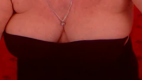 Snapshot of experiencedalana chatting on December 2024 12:05:01 AM Alana online show from December 2024 12:05:01 AM