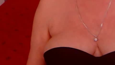 Snapshot of experiencedalana chatting on December 2024 02:32:01 AM Alana online show from December 2024 02:32:01 AM