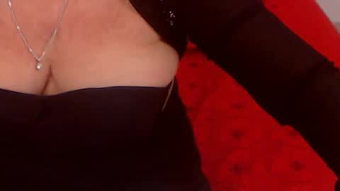 Snapshot of experiencedalana chatting on January 2025 02:38:01 AM Alana online show from January 2025 02:38:01 AM