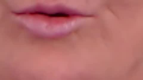 Snapshot of experiencedalana chatting on September 2025 07:03:02 PM Alana online show from September 2025 07:03:02 PM