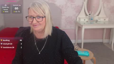 Alana online show from April 2026 10:45:02 PM