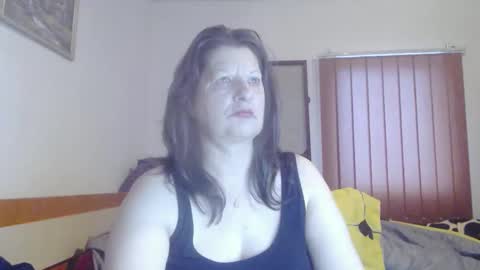 Snapshot of extasymature chatting on November 2025 06:02:02 AM ExtasyMature online show from November 2025 06:02:02 AM