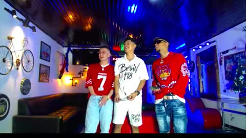 extrangers online show from December 2025 01:27:01 PM