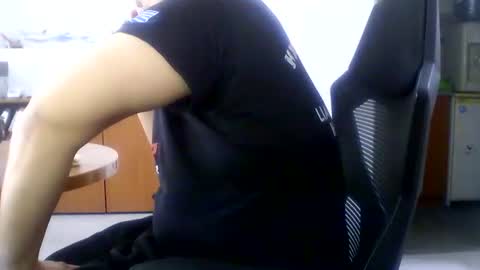 derssing online show from March 2026 11:32:01 AM