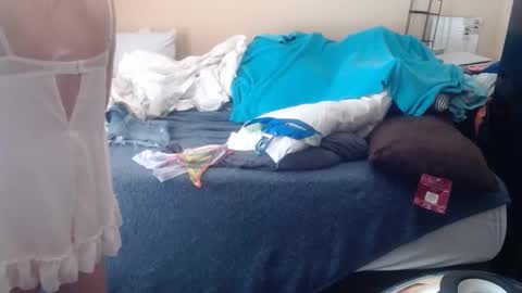 eyeswall0w online show from February 2026 03:32:02 PM