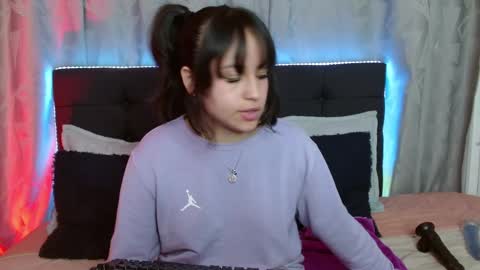 eymmy_24 online show from October 2025 04:18:02 AM