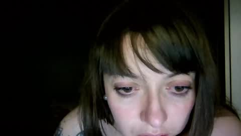 Snapshot of ezlngirl chatting on February 2025 04:28:02 AM Aimee online show from February 2025 04:28:02 AM