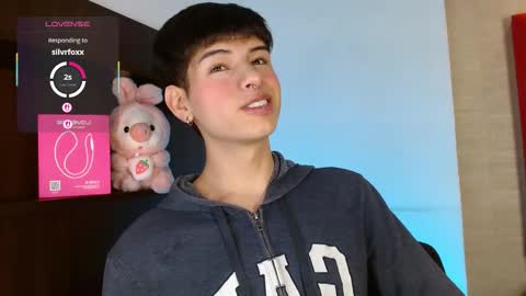 Juan online show from November 2025 05:02:01 AM