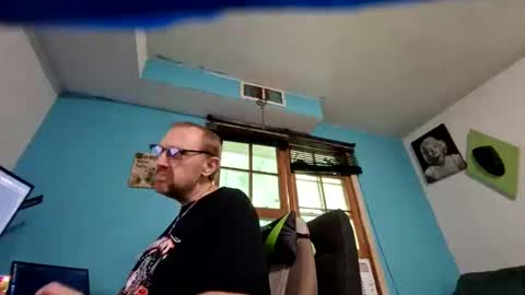 Ez Rider online show from April 2026 10:08:02 PM