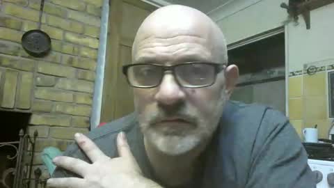 Snapshot of f1zzeek chatting on January 2026 11:54:01 PM f1zzeek online show from January 2026 11:54:01 PM