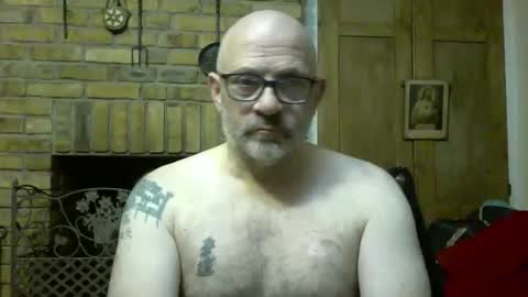 Snapshot of f1zzeek chatting on February 2026 11:32:02 PM f1zzeek online show from February 2026 11:32:02 PM