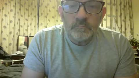 Snapshot of f1zzeek chatting on March 2026 11:22:02 PM f1zzeek online show from March 2026 11:22:02 PM