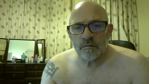 Snapshot of f1zzeek chatting on June 2026 10:41:02 PM f1zzeek online show from June 2026 10:41:02 PM