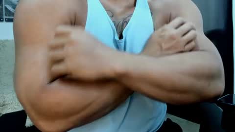 Snapshot of fabian_arango chatting on June 2026 11:23:02 AM Fabian arango online show from June 2026 11:23:02 AM