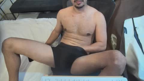 fabiano_hernandes30 online show from April 2026 04:00:01 PM