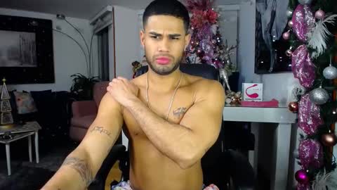 Snapshot of fabilatindick20 chatting on December 2024 06:54:01 AM Fabian online show from December 2024 06:54:01 AM