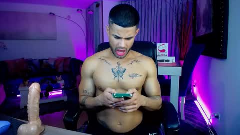 Snapshot of fabilatindick20 chatting on October 2025 02:31:02 AM Fabian online show from October 2025 02:31:02 AM