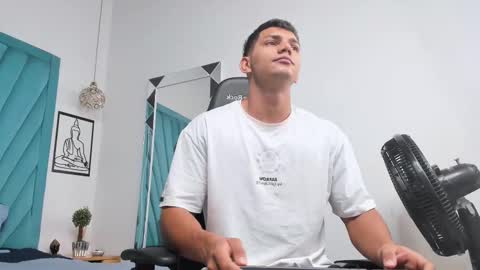 Snapshot of fabiorissi chatting on September 2025 11:56:01 AM FABIO online show from September 2025 11:56:01 AM