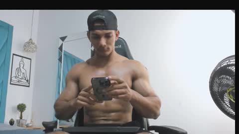 Snapshot of fabiorissi chatting on October 2025 10:09:02 PM FABIO online show from October 2025 10:09:02 PM