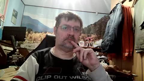Snapshot of fabius2673 chatting on April 2026 04:43:02 AM Fabius online show from April 2026 04:43:02 AM