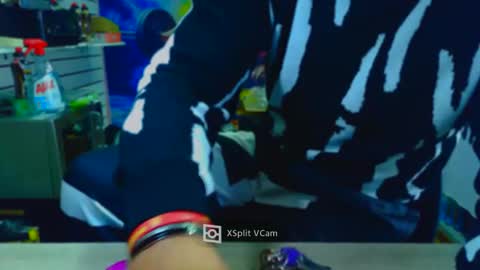 fabxxxl online show from December 2025 09:38:01 AM