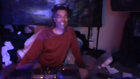 fadeyisteven32 online show from August 2026 02:32:02 AM