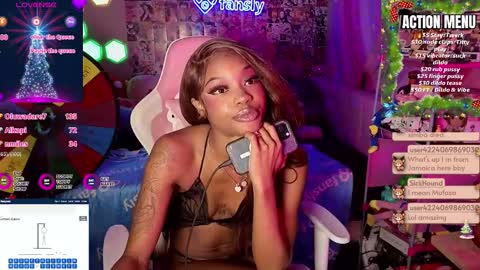 Snapshot of faethedoll chatting on December 2024 04:49:02 AM Fae and Cheta online show from December 2024 04:49:02 AM