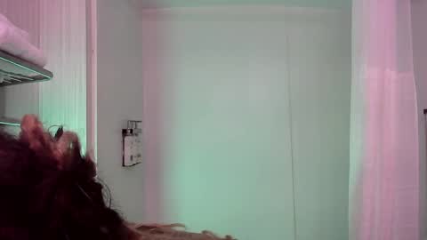 Fae online show from September 2025 04:16:01 AM