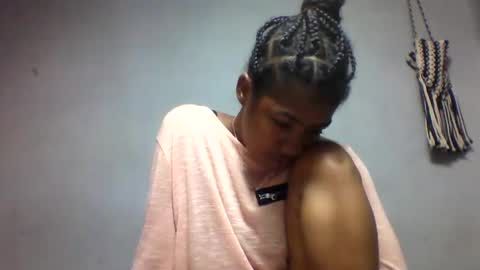 faiqua95 online show from April 2026 05:24:02 PM