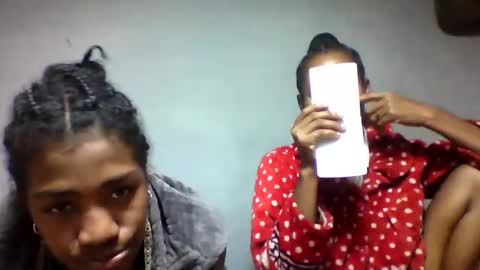 faiqua95 online show from May 2026 05:53:02 PM