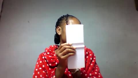 faiqua95 online show from May 2026 06:26:02 PM