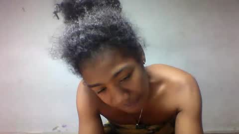 faiqua95 online show from May 2026 03:31:02 PM