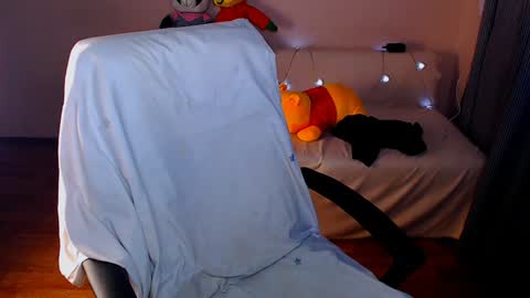 Snapshot of fairy_elli_hot chatting on January 2025 02:23:01 PM Elli online show from January 2025 02:23:01 PM