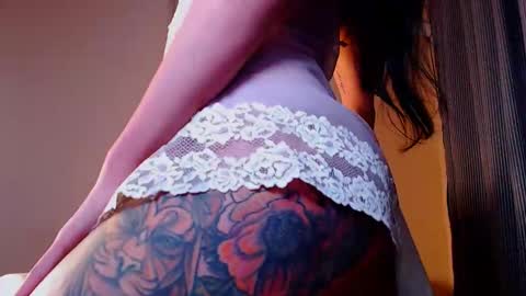 Snapshot of fairy_elli_hot chatting on September 2025 12:43:01 AM Elli online show from September 2025 12:43:01 AM