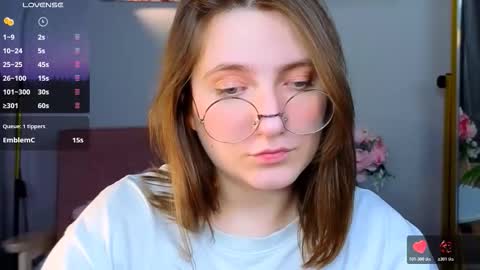 Snapshot of fairy_tara chatting on December 2025 03:03:01 AM Tara online show from December 2025 03:03:01 AM