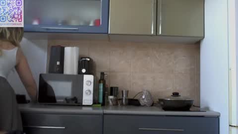 Arisha online show from February 2025 01:10:01 PM