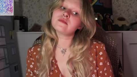 Arisha online show from March 2025 08:00:02 PM