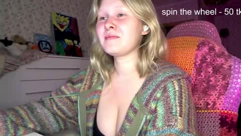 Arisha online show from September 2025 08:01:02 PM