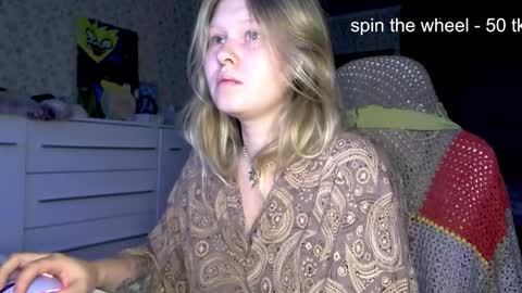 Arisha online show from October 2025 02:27:02 PM