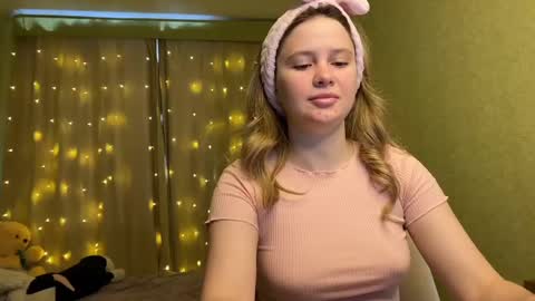 Ilona online show from December 2024 07:35:02 AM