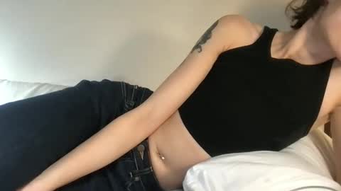 Haydee online show from November 2025 06:24:02 PM