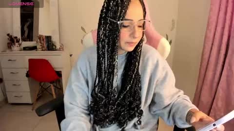 Snapshot of fallenangel_g chatting on December 2024 11:34:02 AM Fallen Angel online show from December 2024 11:34:02 AM