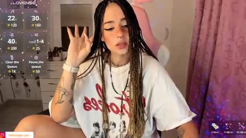 Snapshot of fallenangel_g chatting on January 2025 06:07:01 AM Fallen Angel online show from January 2025 06:07:01 AM