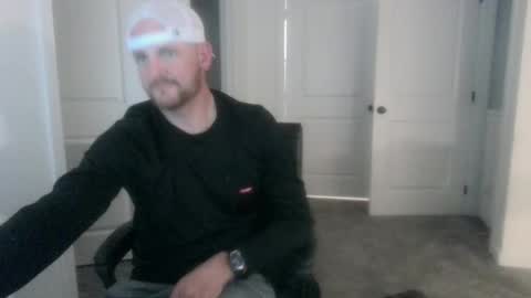 Daddy online show from November 2025 10:15:02 AM