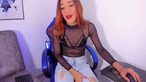 Snapshot of fanasy_andreadollx chatting on December 2024 09:20:02 PM Andrea online show from December 2024 09:20:02 PM