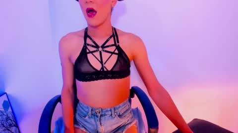 Snapshot of fanasy_andreadollx chatting on February 2025 07:06:01 AM Andrea online show from February 2025 07:06:01 AM