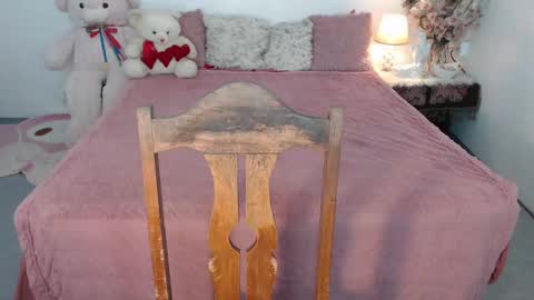 Snapshot of fancylaylaxx chatting on December 2024 01:38:02 PM Layla online show from December 2024 01:38:02 PM