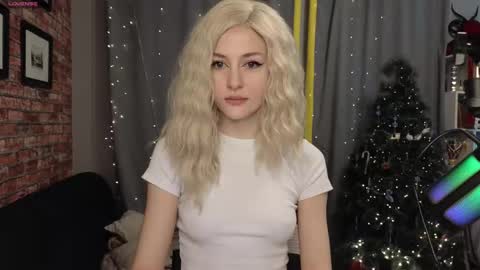 fancymeee online show from December 2024 12:16:02 PM