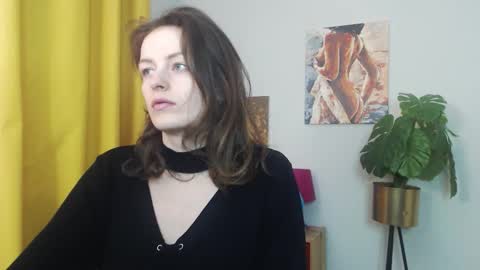 Nadine online show from December 2025 05:45:02 AM